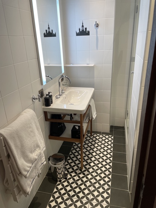 Chambord Bathroom Dec. 2022