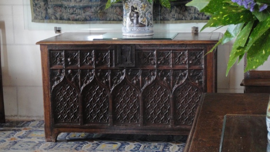 furniture_of_the_period