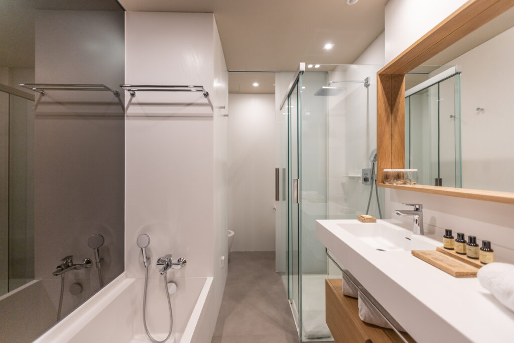 Arima Bathroom