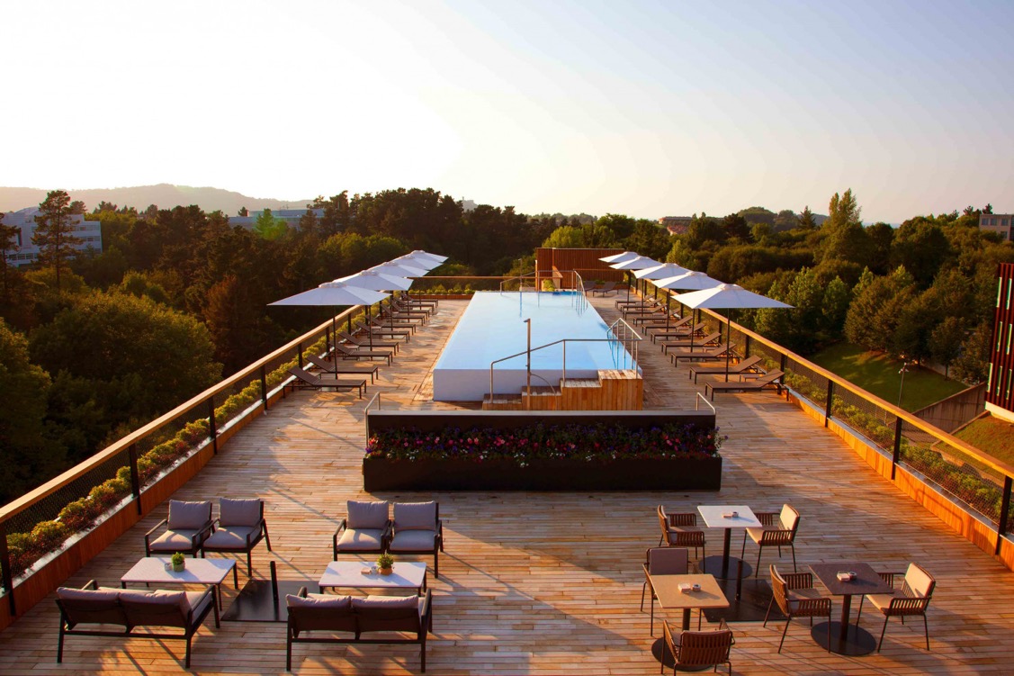 Arima Rooftop Pool