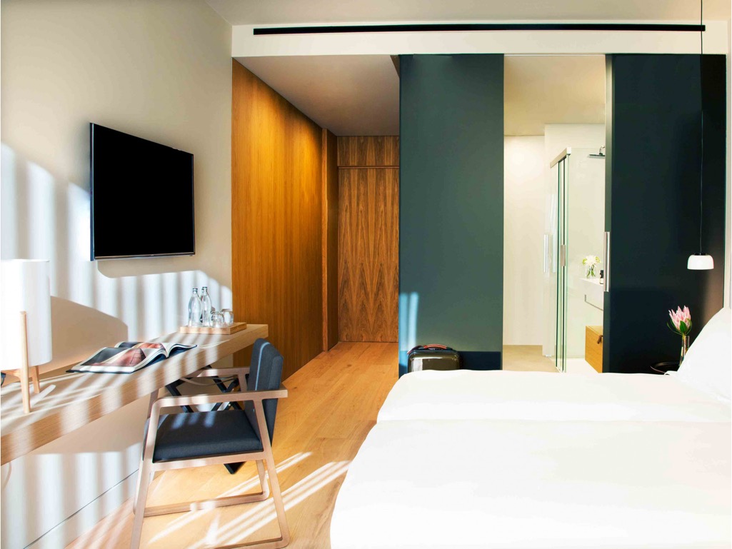 Arima Room 2